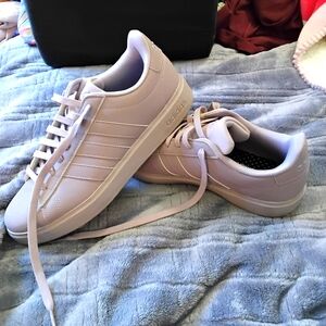 Adidas Grand Court 2.0 - Size 8.5